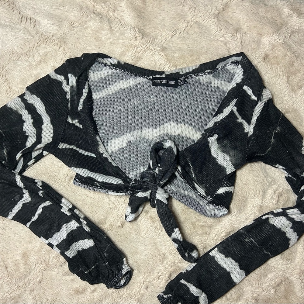 PrettyLittleThing long sleeve